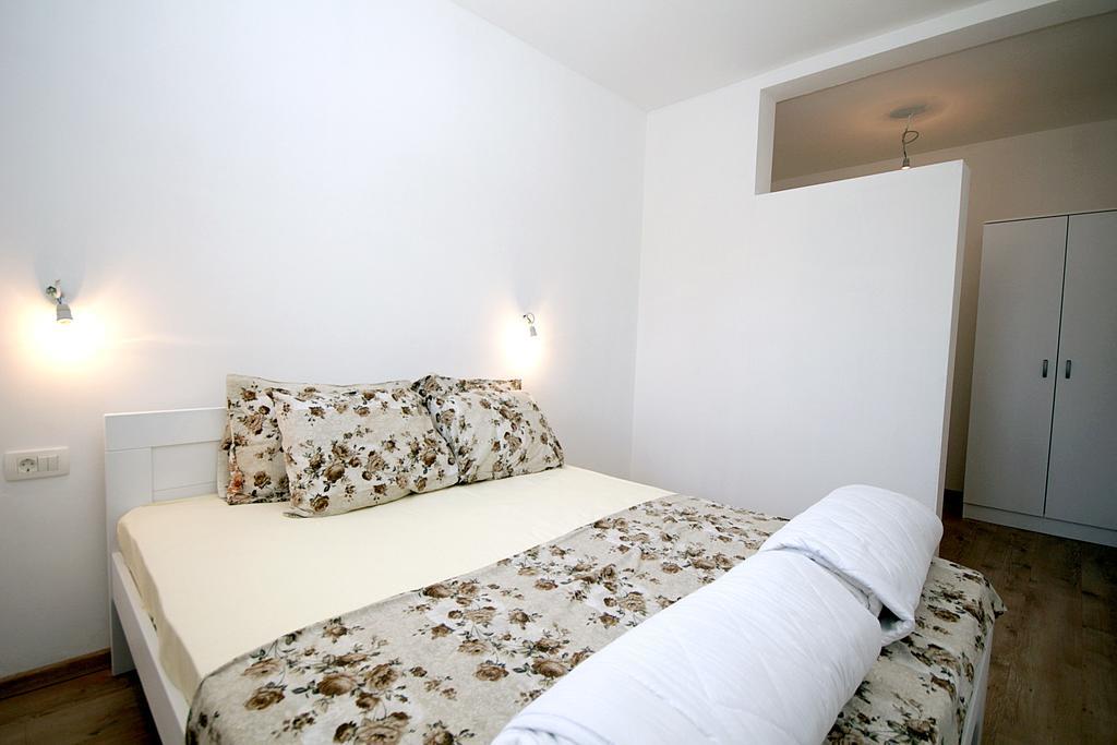 Apartmani Begovic Bar Eksteriør billede