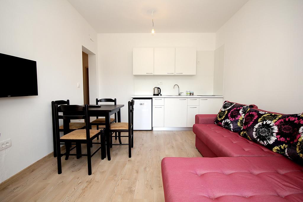 Apartmani Begovic Bar Eksteriør billede